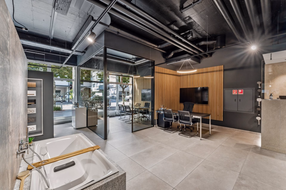 Bureau / local commercial à louer au rez-de-chaussée, Bahnhofstrasse, 9470 Buchs SG, St. Gallen, CH