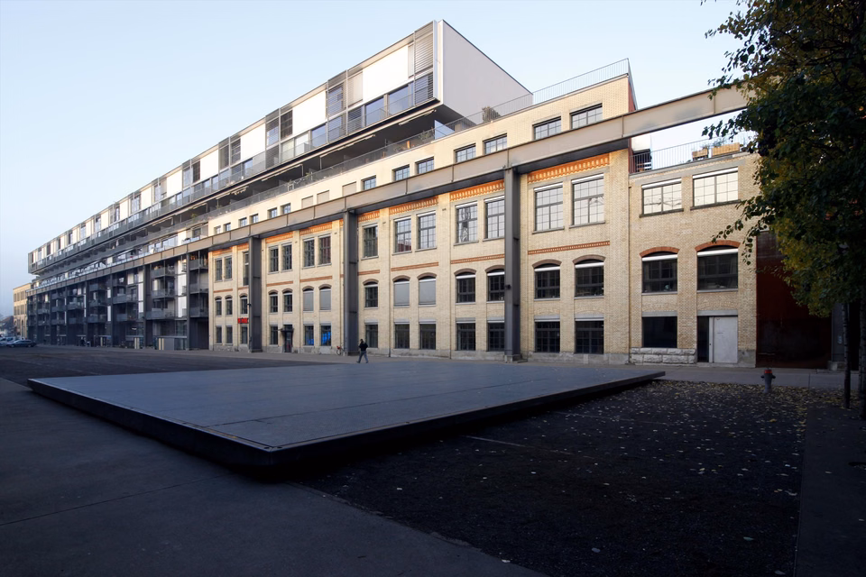 Surface de stockage en ville, Katharina Sulzer Platz, 8400 Winterthur, Zurich, CH