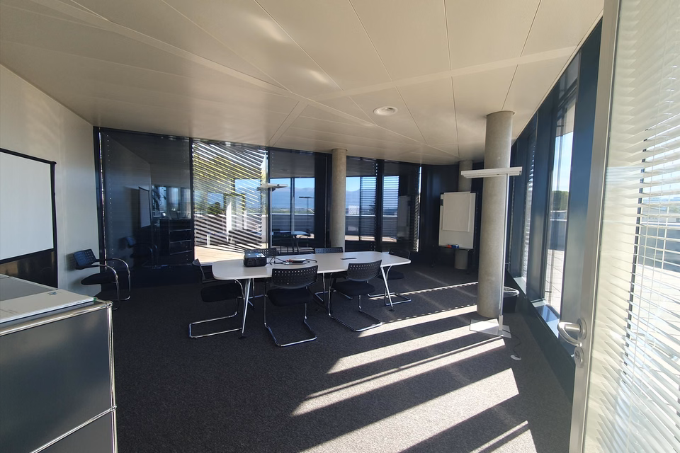 Hervorragende Bürofläche von 194 m² mit Terrasse, Rte de Ferney, 1218 Le Grand-Saconnex, Geneva, CH