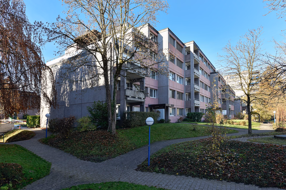 Car parking space for rent, UNG Röhrliberg, 6330 Cham, Zug, CH