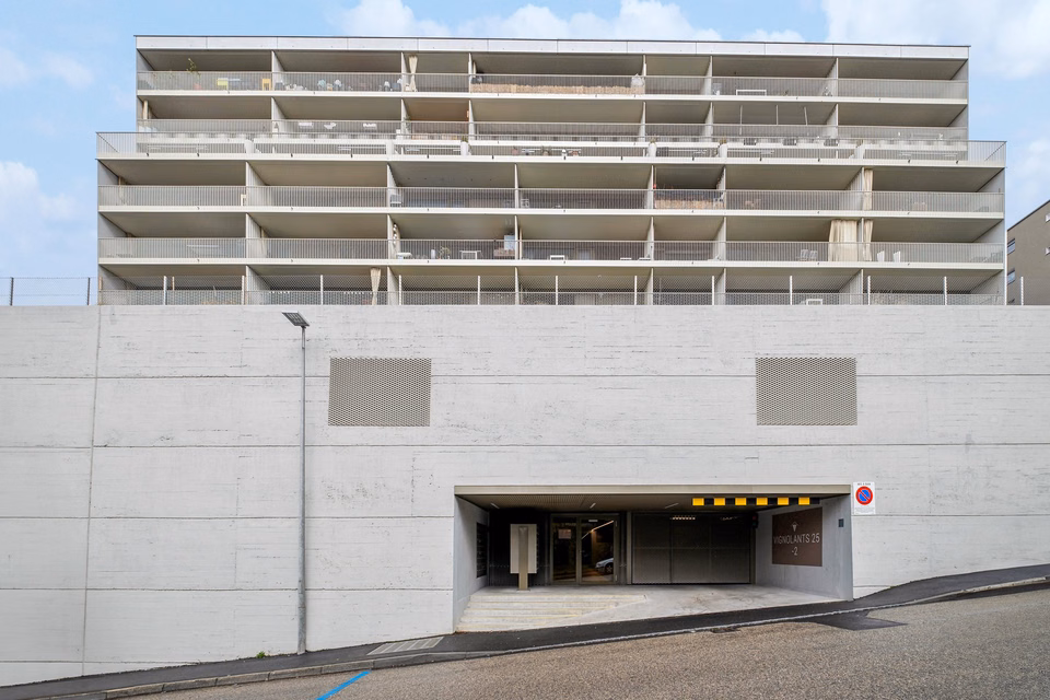 Place dans parking souterrain, Rue des Vignolants, 2000 Neuchâtel, Neuchâtel, CH