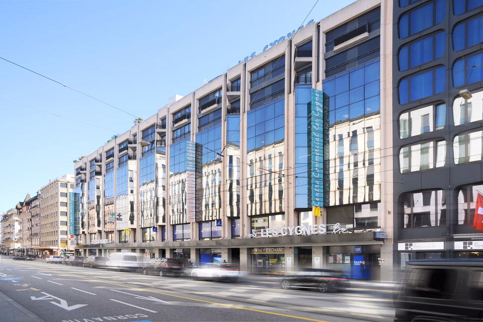 Superficie commerciale nel centro Les Cygnes vicino alla stazione di Cornavin, rue de Lausanne, 1201 Genève, Geneva, CH