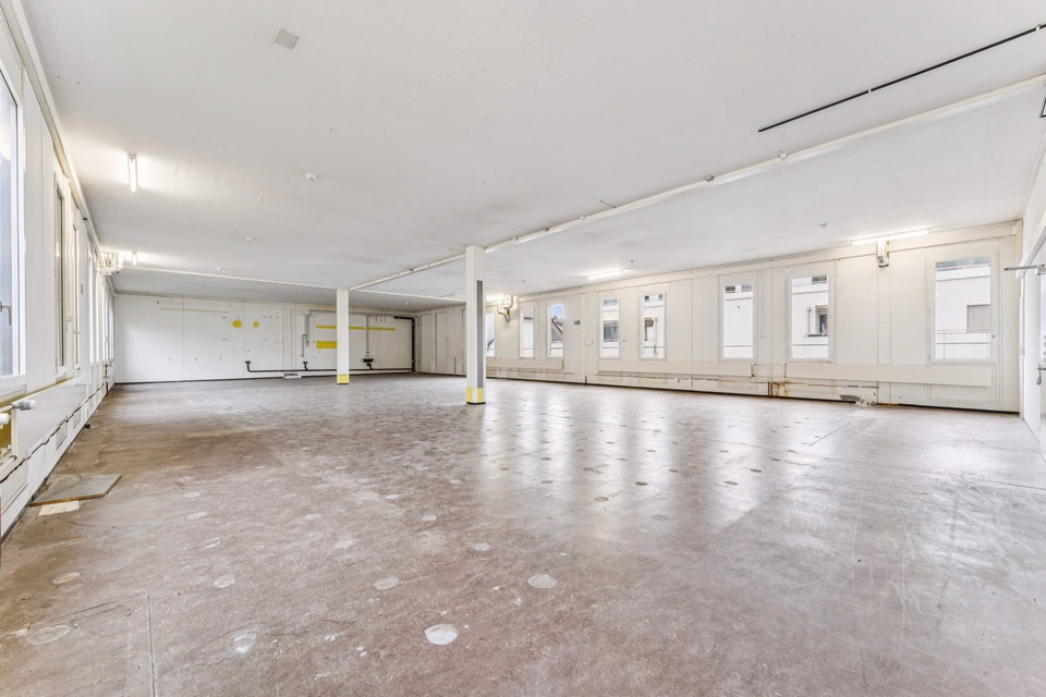 Votre nouveau local commercial vous attend – 312 m² en emplacement central !, Oberdierikonerstrasse, 6030 Ebikon, LU, CH