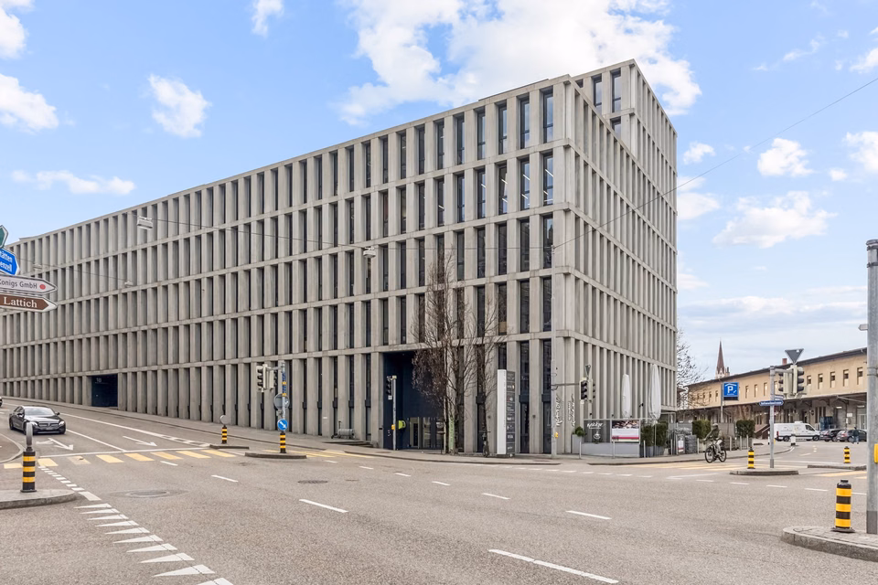 Ground-floor office space in a representative commercial building, Geltenwilenstrasse, 9000 St. Gallen, St. Gallen, CH