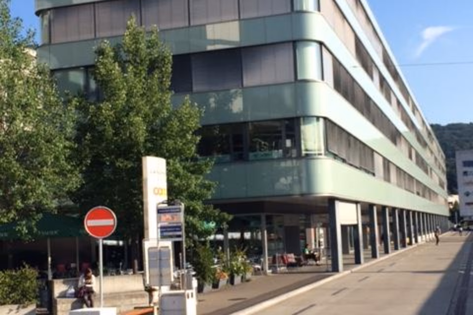 Place de parc à proximité immédiate de la gare de Baden, Langhaus 1, Einstellhalle, 5400 Baden, Aargau, CH