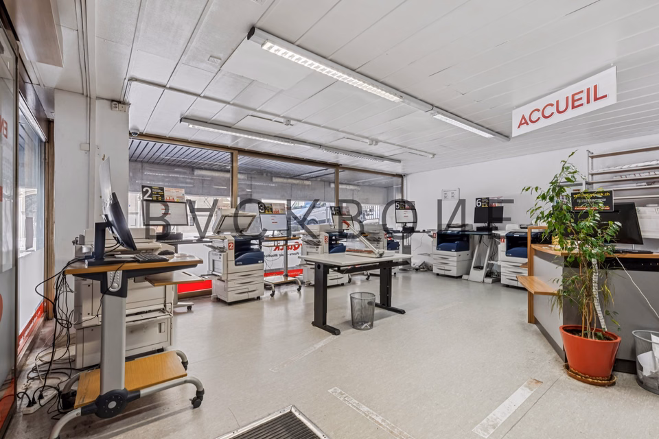 Surface retail pour une durée déterminée (max 2 ans), pl. Pépinet, 1003 Lausanne, Vaud, CH