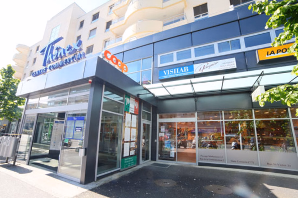 Locale commerciale di circa 34 m² nel cuore del centro commerciale di Thônex, Rue de Genève, 1226 Thônex, Geneva, CH