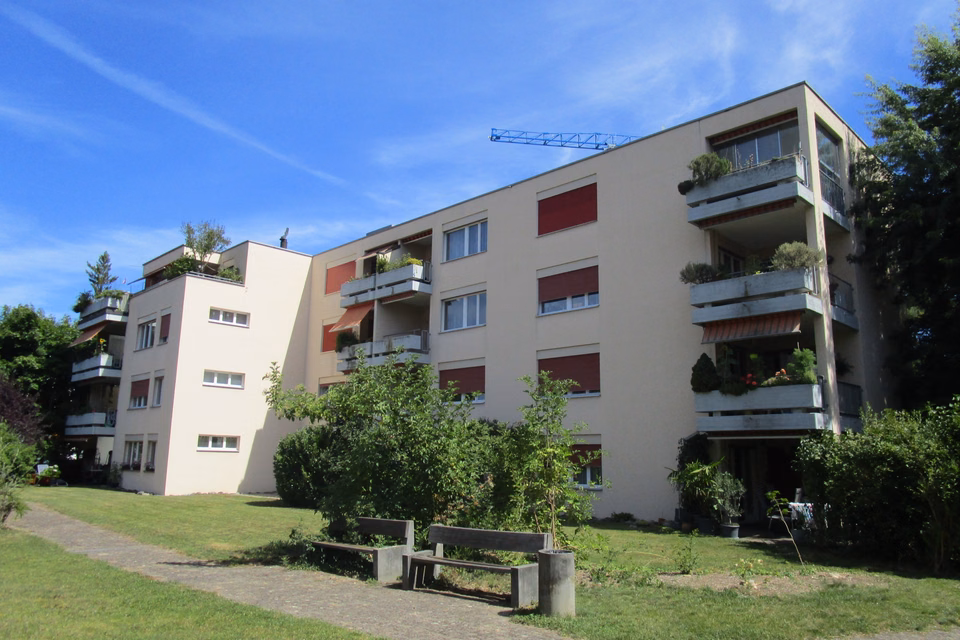 Vous cherchez une place sèche pour votre voiture ?, Albertstrasse 11-15, EH, 5432 Neuenhof, Aargau, CH