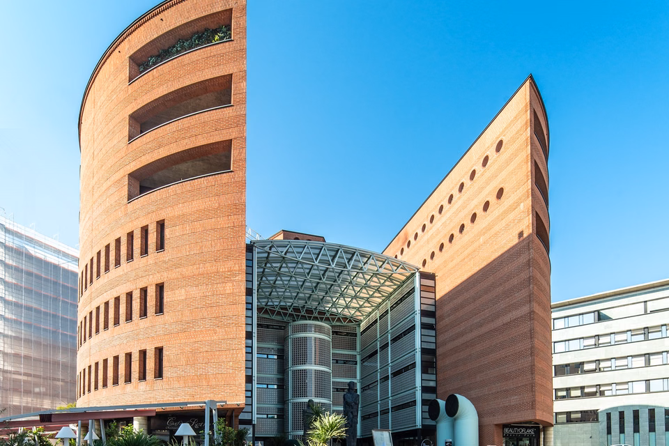 Spacious office space in a strategic location, Via Generale Guisan, 6900 Paradiso, Ticino, CH