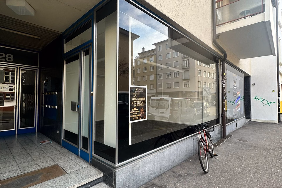 Spannende Gewerbefläche – Verkauf, Büro oder Showroom an bester Lage, Riehentorstr., 4058 Basel, Basel-City, CH