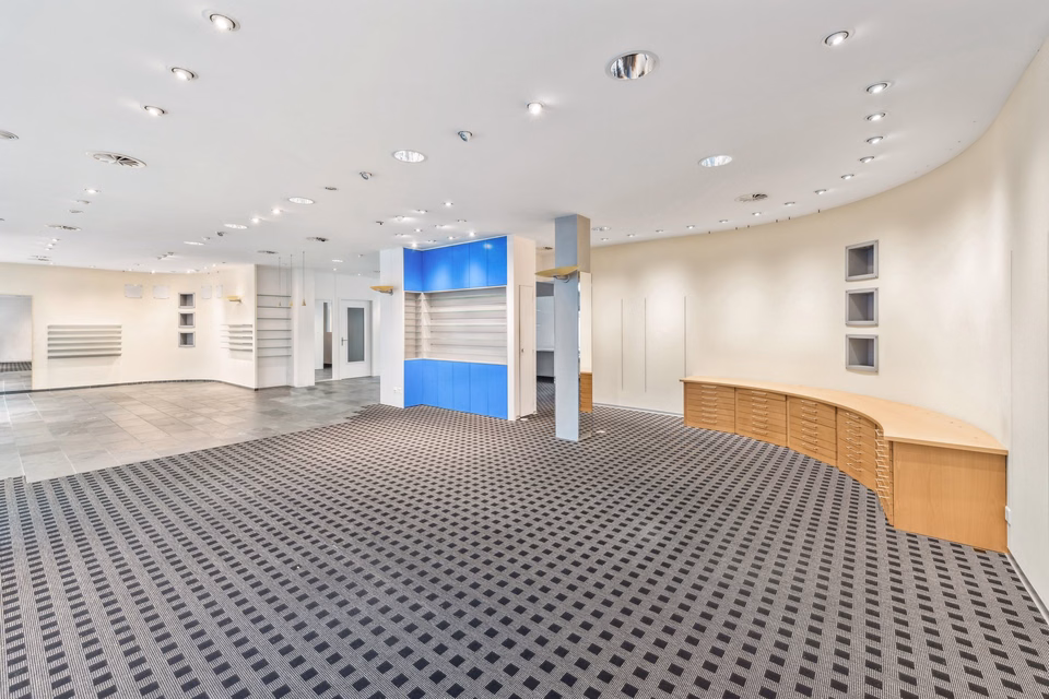 Vous cherchez une surface commerciale au rez-de-chaussée dans la Neustadt de Lucerne dès maintenant ? C'est parti !, Winkelriedstr. Lager/Laden, 6003 Luzern, LU, CH