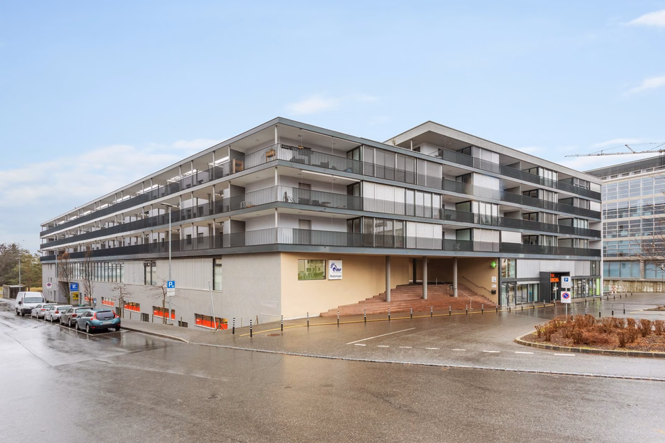 Deposito vicino al centro città, Rte Sainte Thérèse, 1700 Fribourg, Fribourg, CH