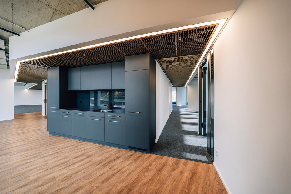 Attraktive Gewerbeflächen in Zürich-Süd – Arbeiten mit Stil und Weitblick, Maneggstrasse, 8041 Zürich, Zurich, CH