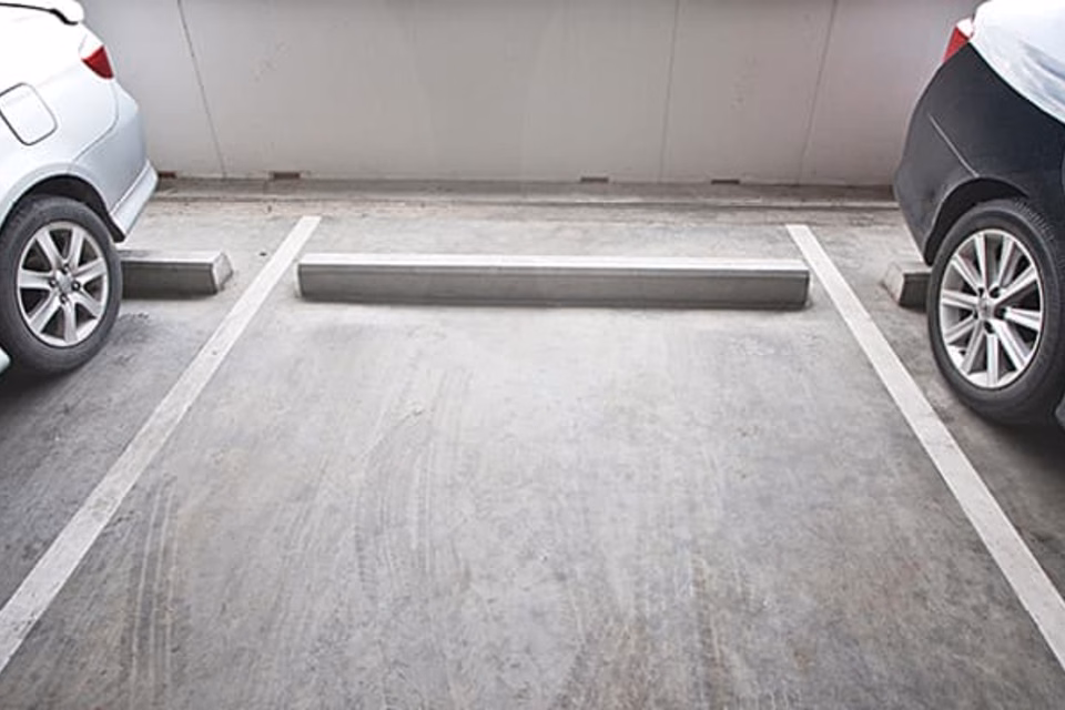 Place de parking à louer, Unterbühlenstr.1A/1B, EP/PP, 8610 Uster, Zurich, CH