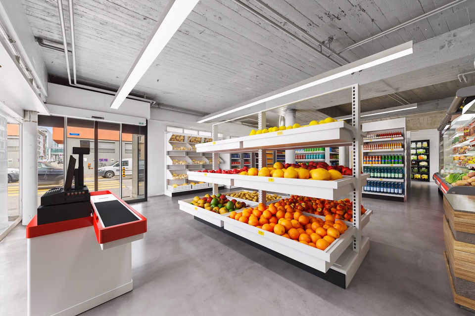 Local commercial à côté de la Messe Basel, Maulbeerstrasse, 4058 Basel, Basel-City, CH