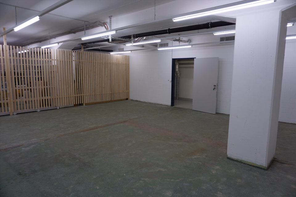 Locale di deposito in posizione centrale in affitto!, Stadthausstr., 8400 Winterthur, Zurich, CH