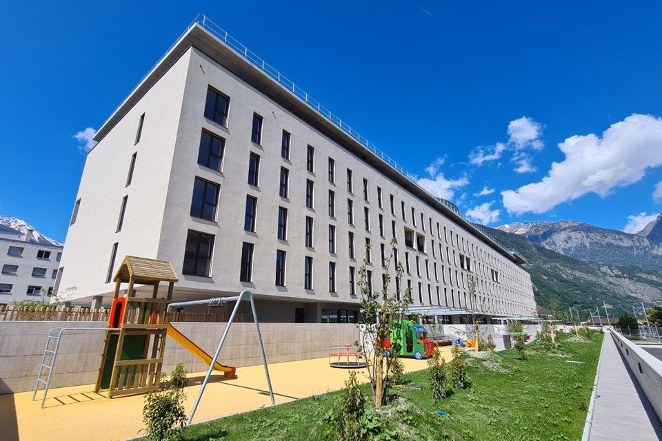 Place de parc moto intérieure à louer à Martigny, Rue du Léman - 32, 1920 Martigny, Valais, CH