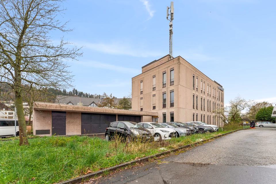 Votre nouveau local commercial vous attend – 312 m² en emplacement central !, Oberdierikonerstrasse, 6030 Ebikon, LU, CH