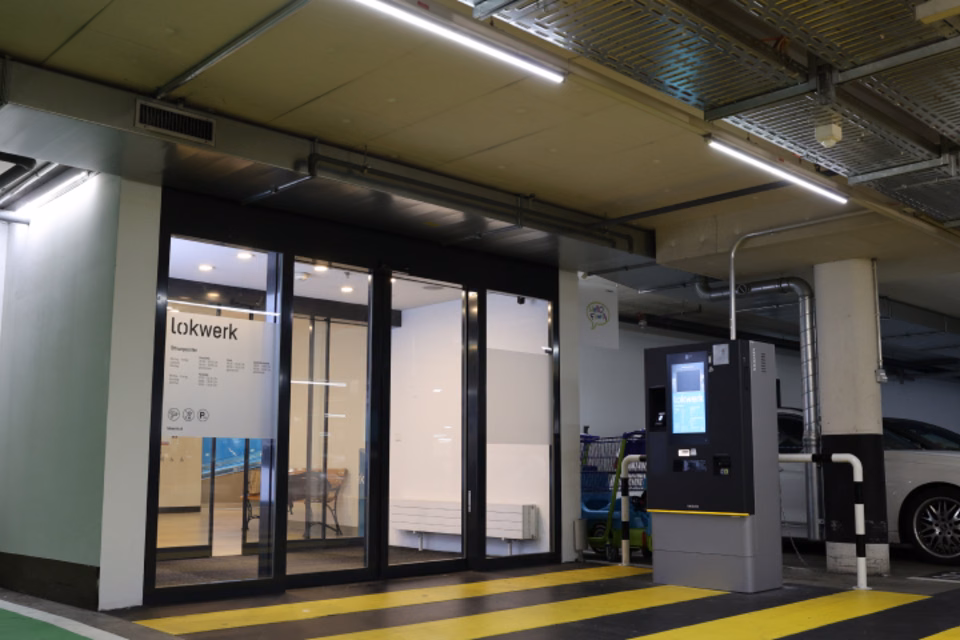 Always drive worry-free!, Zürcherstr. 51, Einstellhalle, 8406 Winterthur, Zurich, CH