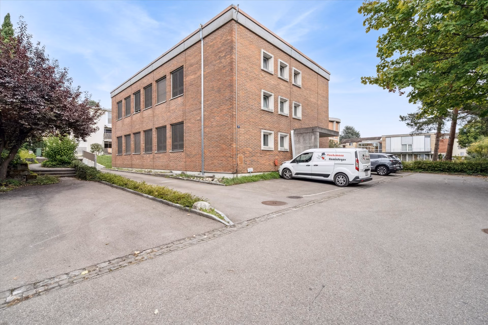 Votre nouveau siège d'entreprise – lumineux, flexible et bien situé !, Oberwiesenstrasse, 8408 Winterthur, Zurich, CH