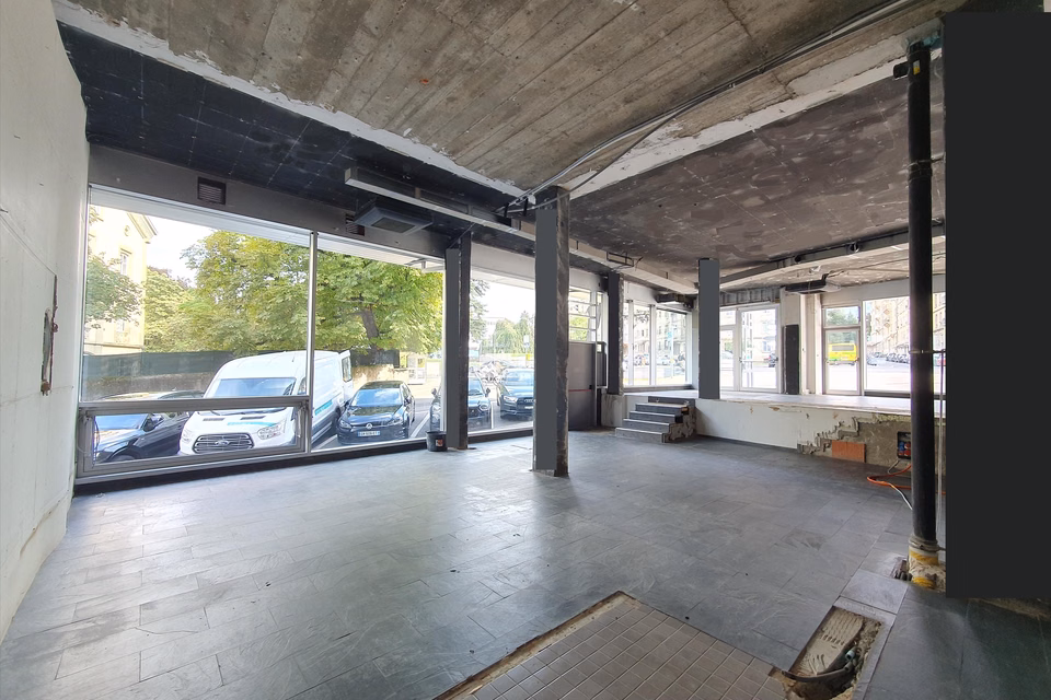 Arcade de 183 m2 + sous-sol, Rue Ferdinand Hodler, 1207 Genève, Geneva, CH