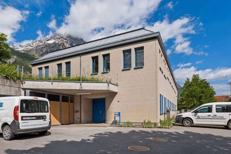 Spazio, libertà e vista sulle Alpi – la vostra nuova superficie a Glarus, Sommerweg, 8750 Glarus, Glarus, CH
