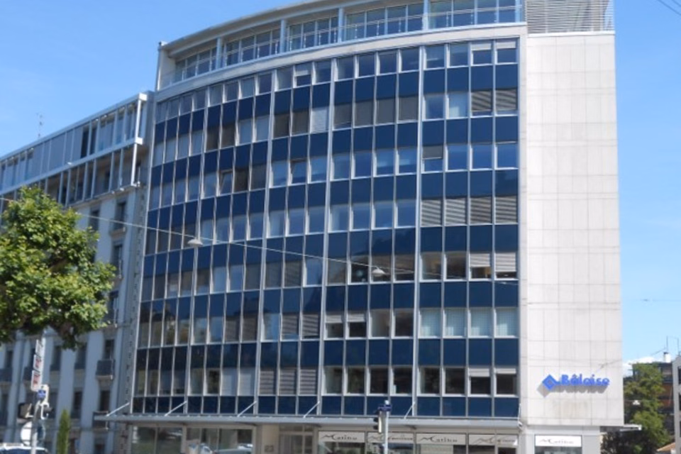 Magnificent retail unit of 183 m2 + basement, Ferdinand Holder, 1207 Genève, Geneva, CH