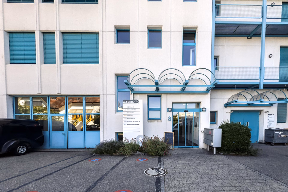 Uffici luminosi al piano attico!, Allmendstr., 8320 Fehraltorf, Zurich, CH
