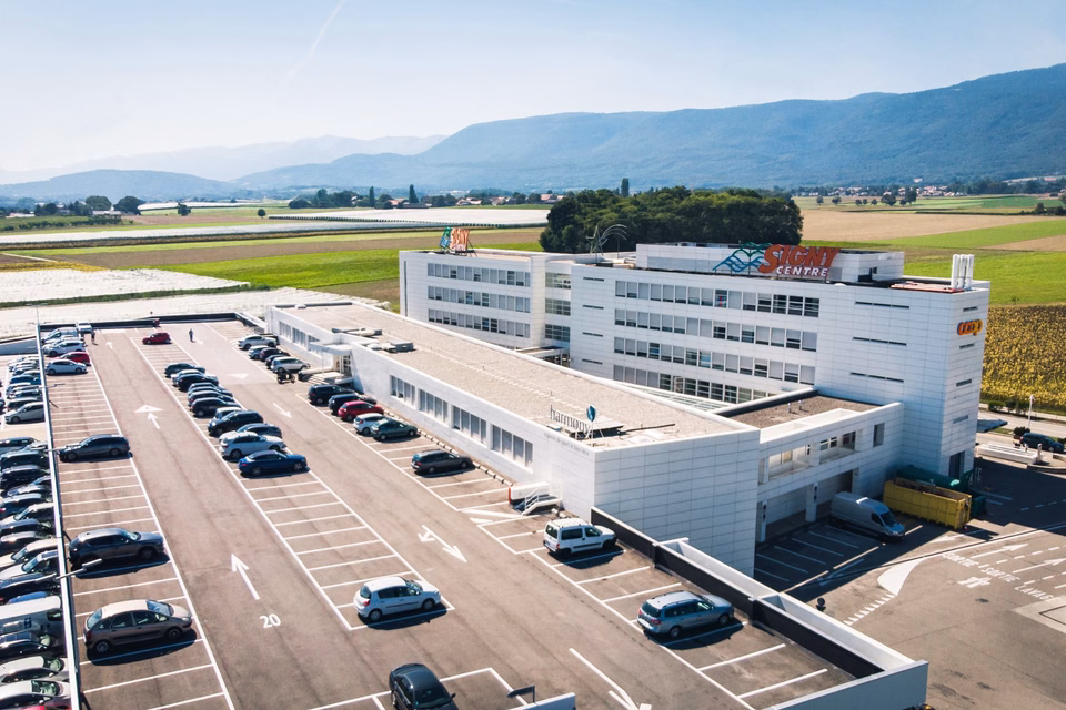 IN AFFITTO – Uffici moderni di circa 200 m² nel cuore di un centro commerciale, Fléchères A/B, 1274 Signy, Vaud, CH