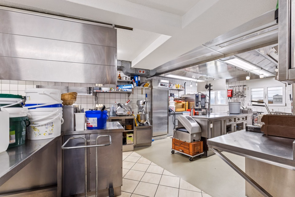 Restaurant Alder! Your new location in Schaffhausen, Vorstadt "Adler", 8200 Schaffhausen, Schaffhausen, CH