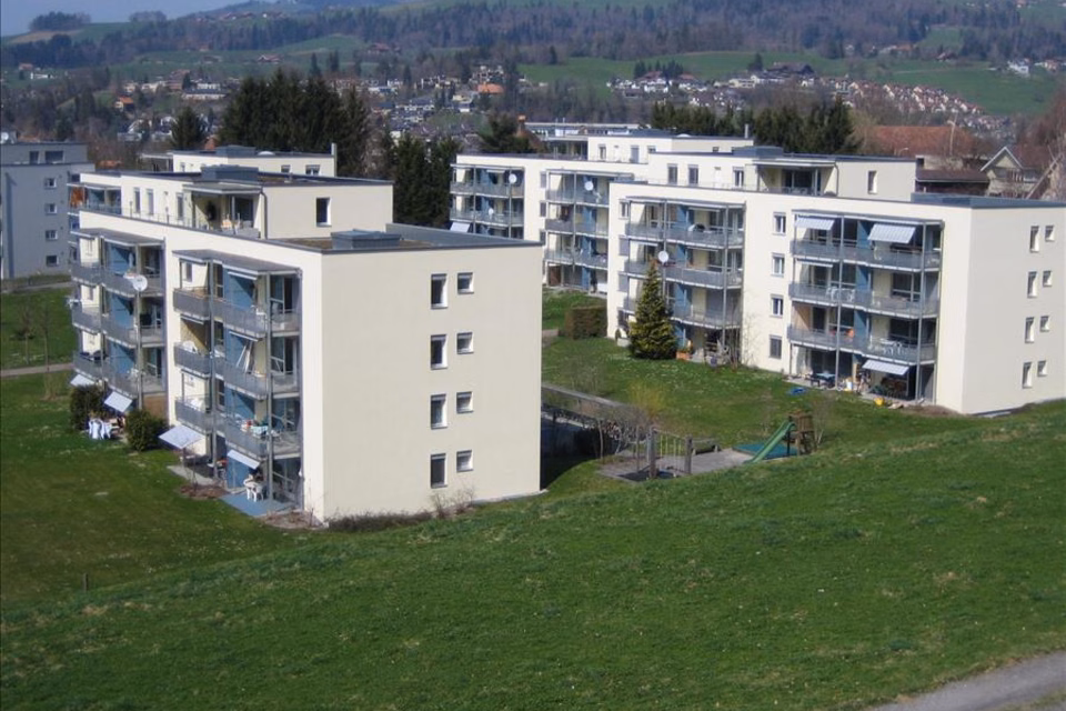 Does your vehicle need a roof over its head?, Ziegeleistrasse 52 - 58A AEH, 3612 Steffisburg, Bern, CH