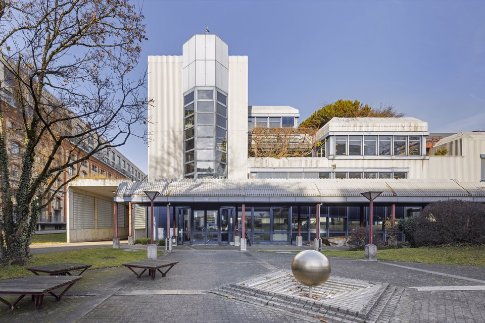 Ready to go: Gastronomy space with production kitchen and roof terrace, Bubenbergstrasse, 8045 Zürich, Zurich, CH