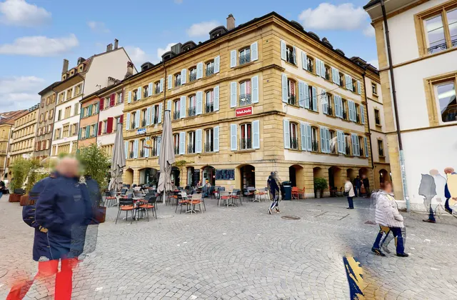 Ufficio completamente ristrutturato nel cuore di Neuchâtel