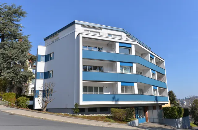 Local commercial au plan généreux