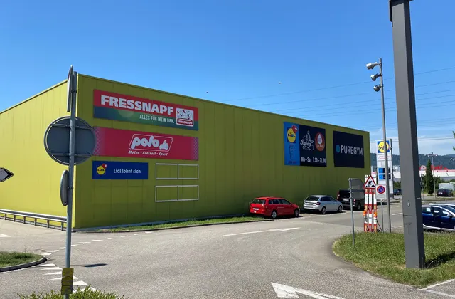 Il mio nuovo magazzino nel Retailpark Oftringen
