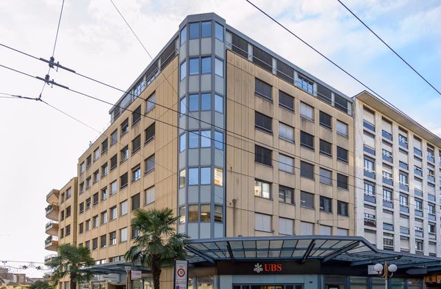 Surfaces commerciales à deux pas du célèbre Casino de Montreux
