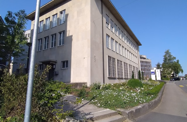 Spazio ufficio rappresentativo in posizione centrale a Wohlen