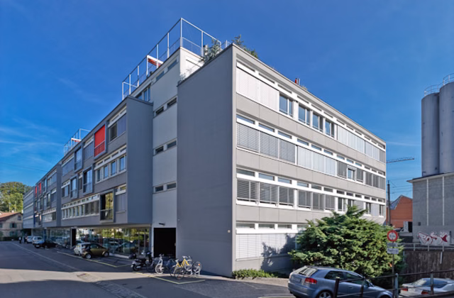 Surface de stockage attractive à Zurich