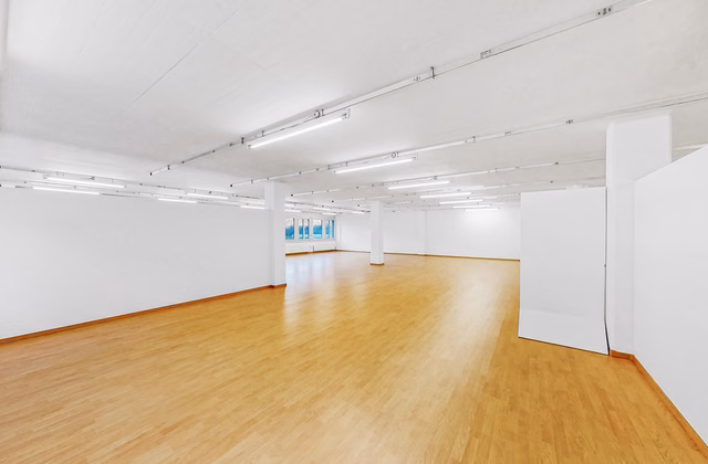Espace qui donne forme aux idées – 249 m² de bureaux à Quartino