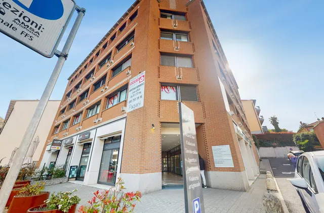 Espace de bureau de prestige à Mendrisio – 170 m² fonctionnels et lumineux