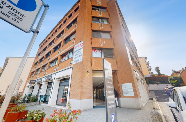 Espace de bureau de prestige à Mendrisio – 170 m² fonctionnels et lumineux