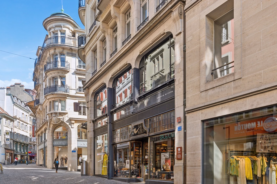 Retail unit for rent in the hyper-centre of Lausanne, Rue de Bourg, Rue du Lion d'Or, 1003 Lausanne, Vaud, CH