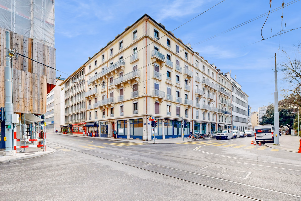 Exceptionnelle visibilité pour cette arcade d'angle, Rue du Stand, 1204 Genève, Geneva, CH