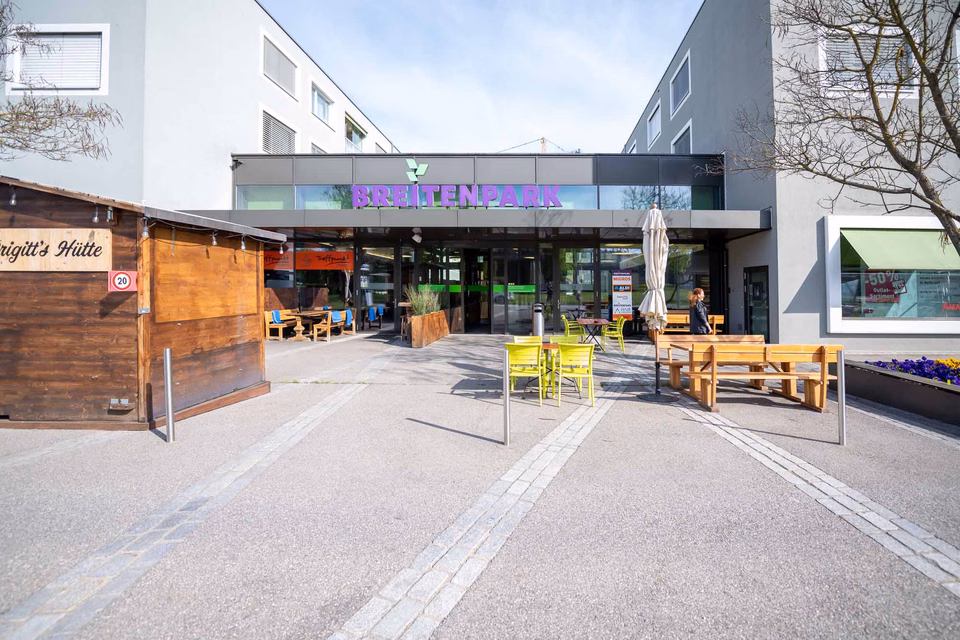 Locale bistrot attraente con area esterna, Neue Aarburgerstrasse, 4852 Rothrist, Aargau, CH