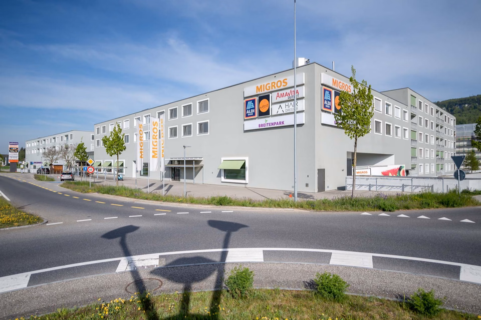 Locale bistrot attraente con area esterna, Neue Aarburgerstrasse, 4852 Rothrist, Aargau, CH