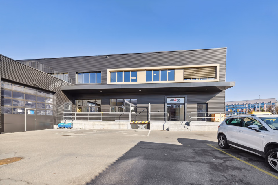 Looking for a new company headquarters?, St. Gallerstrasse, 9200 Gossau SG, St. Gallen, CH