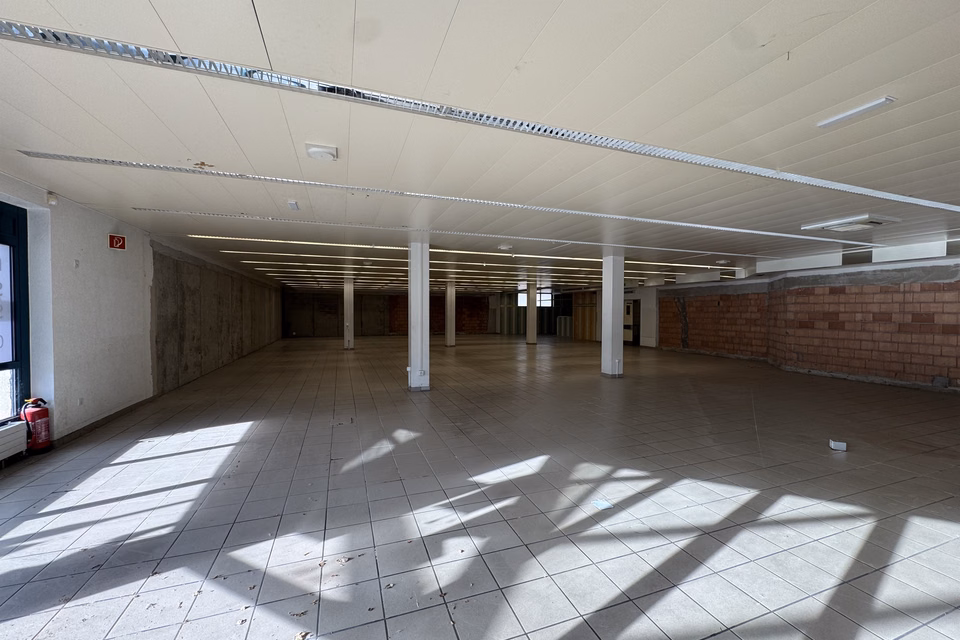 Ma nouvelle surface de vente au coeur de Courroux, Rue du 23 Juin, 2822 Courroux, Jura, CH