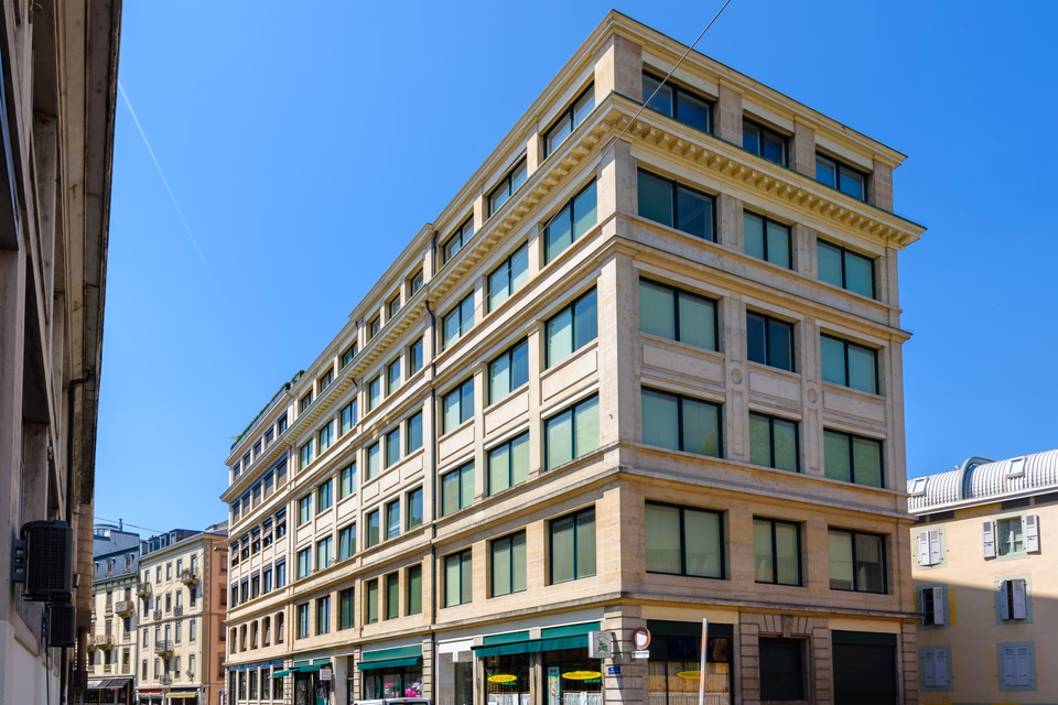 Grow your business in this space in the heart of Geneva!, Rue de la Coulouvrenière, 1204 Genève, Geneva, CH