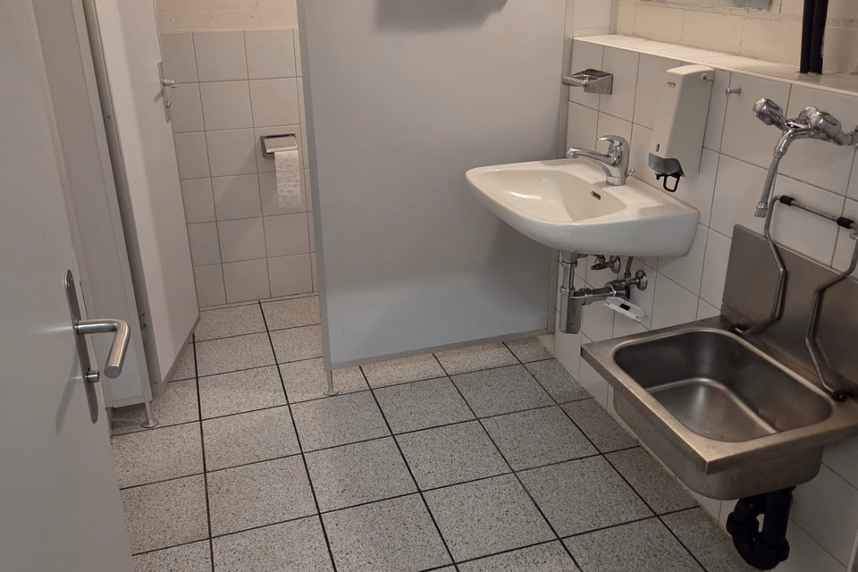 Flexible commercial space in Thurgipark - ideal for your service offering, Zürcherstrasse, 8500 Frauenfeld, Thurgau, CH