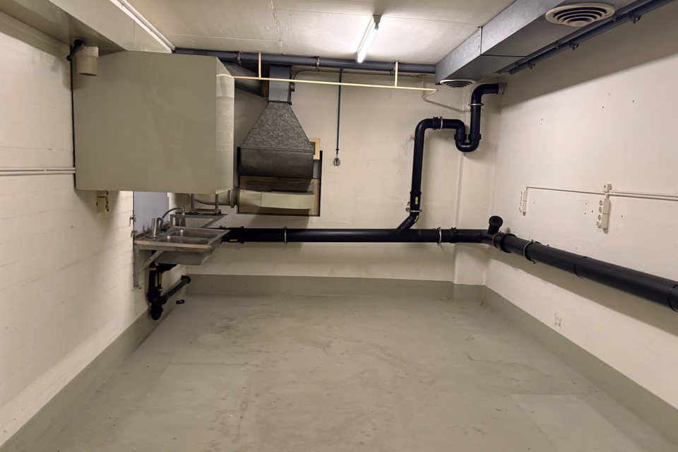 Looking for a storage unit?, Austrasse, 4051 Basel, Basel-City, CH